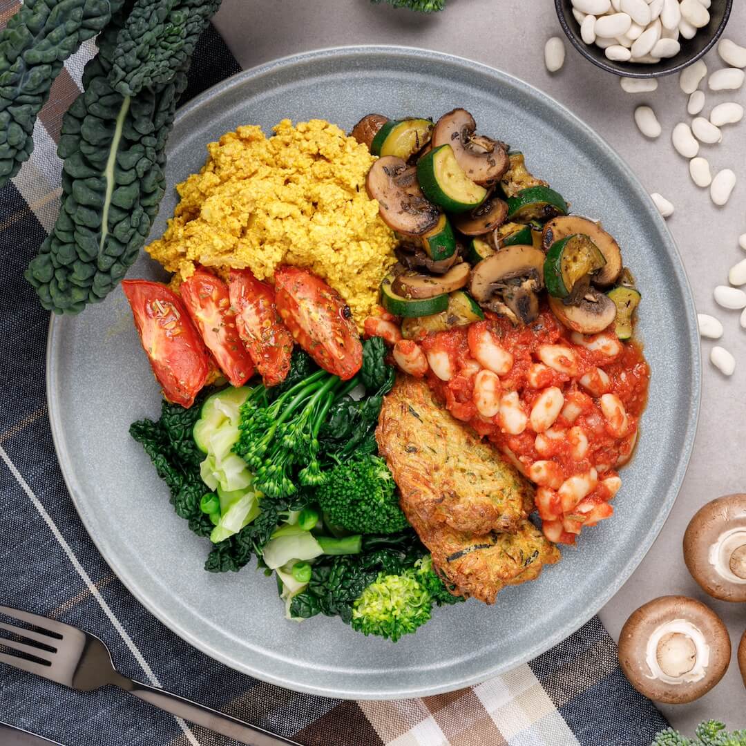 English Breakfast with Potato and Zucchini Fritters 